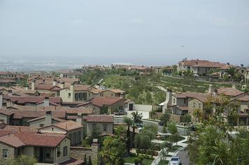 1200px-View_of_Turtle_Ridge_homes_-_panoramio.jpg 1200px-View_of_Turtle_Ridge_homes_-_panoramio.jpg