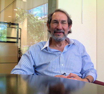 529px-Geoffrey_West.jpeg 529px-Geoffrey_West.jpeg