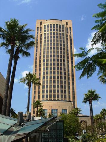 675px-Los_Angeles_Gateway_Plaza_Office.jpg 675px-Los_Angeles_Gateway_Plaza_Office.jpg