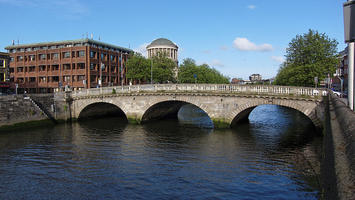 800px-Dublin_-_Father_Mathew_Bridge_-_110508_182542.jpg