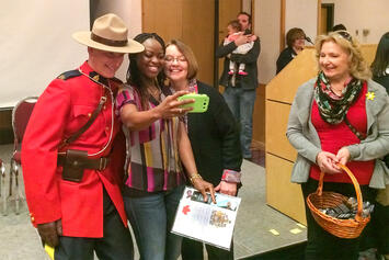 CAN-BC-citizenship-ceremony.jpg CAN-BC-citizenship-ceremony.jpg