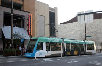 Cincinnati-bell-connector_station-1-the-banks_09-11-2016.jpg Cincinnati-bell-connector_station-1-the-banks_09-11-2016.jpg