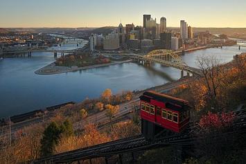 Downtown_Pittsburgh_from_Duquesne_Incline_in_the_morning.jpg Downtown_Pittsburgh_from_Duquesne_Incline_in_the_morning.jpg