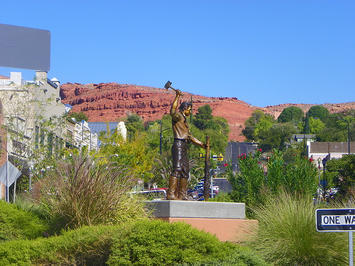 Downtown_st_george_utah.jpg Downtown_st_george_utah.jpg