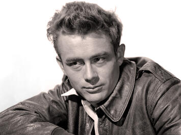 James-Dean-1955.jpg James-Dean-1955.jpg