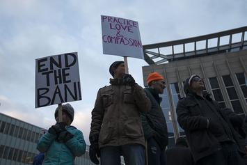 Protest_against_Donald_Trump's_Muslim_ban_(31828096663).jpg Protest_against_Donald_Trump's_Muslim_ban_(31828096663).jpg