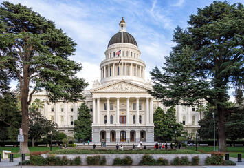 Sacramento-California-State-Capitol.jpg