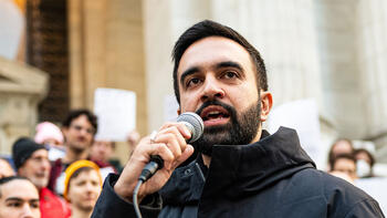 Zohran_Mamdani_at_Rally_in_Bryant_Park.jpg Zohran_Mamdani_at_Rally_in_Bryant_Park.jpg
