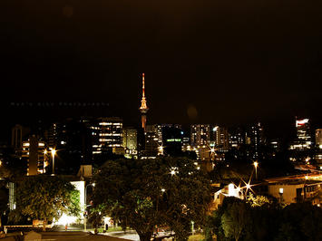 aukland-night.jpg aukland-night.jpg