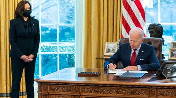 biden-signs-exec-orders-harris-oval-office.jpg biden-signs-exec-orders-harris-oval-office.jpg
