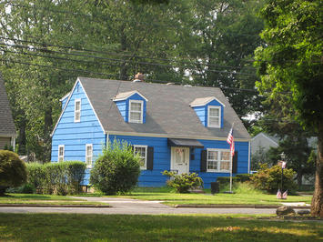 bluehouse.jpg bluehouse.jpg