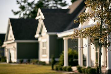 houses-691586_1280 (1).jpg houses-691586_1280 (1).jpg