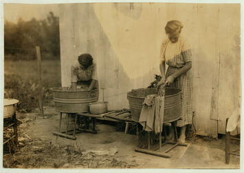 laundry-before-electricity.jpg