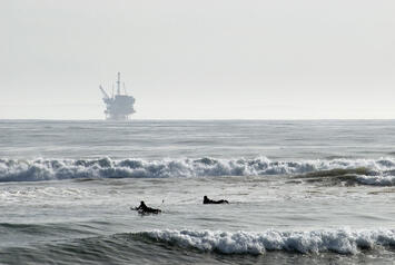 offshore-oil-platform_california.jpg offshore-oil-platform_california.jpg