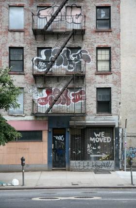 storefront, shuttered, NYC-iStock_000003744542XSmall.jpg