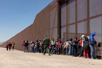 us-border-patrol-agent-apprehends-a-group-of-migrants-fb367f.jpg