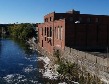 779px-Pawtucket_Power_Plant.jpg