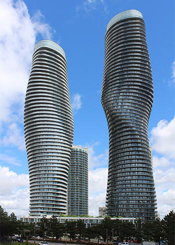 Absolute_Towers_Mississauga.jpg