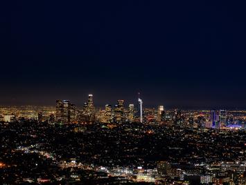 Downtown_Los_Angeles_at_Night.jpg