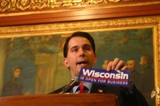 Scott_Walker-Press_Conference.jpg